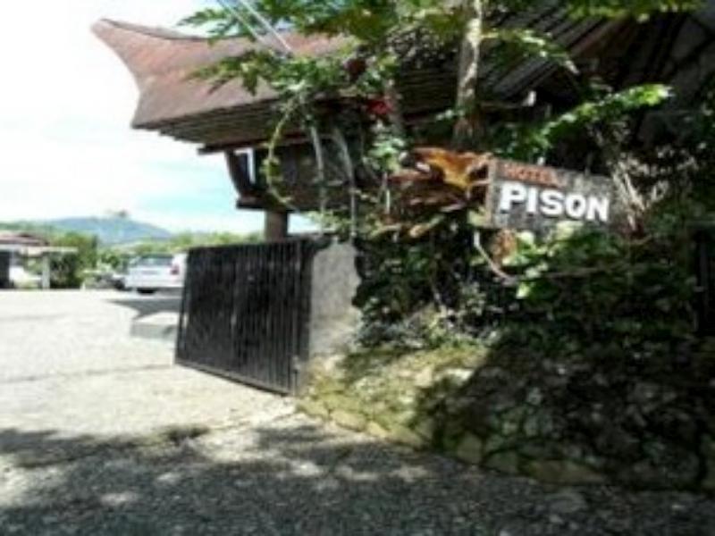 Hotel Pison Rantepao Luaran gambar